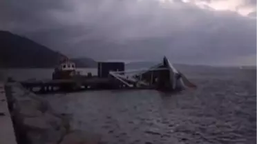 Balıkesir Narlı Limanı'na Çekilen Yük Gemisi 'Pasha' Battı