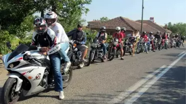 Eşmeli Motosiklet Tutkunları Bir Araya Geldi