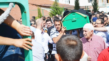 Aykut İster Yaşam Savaşını Kaybetti