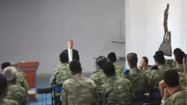 Tatvan 10. Motorlu Piyade Tugayı'nda Eğitim Semineri