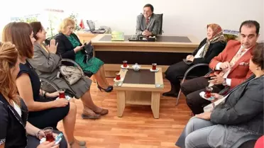 Günay Soluk ve Sevim Özduman'dan Cü Vakfı Okullarına Ziyaret