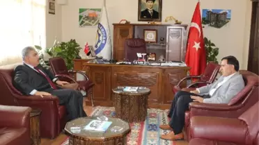 Kaymakam Ahmet Okur'dan Başkan Zenbilci'ye Ziyaret