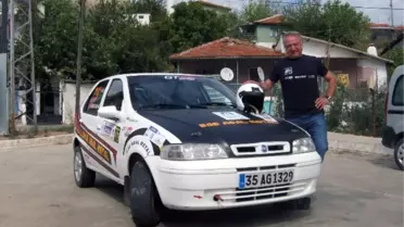 Otomobil Tutkunları Karşıyaka'da Gaza Basıyor