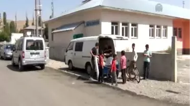 Trabzon'da gelip Ağrı'da mısır satıyor AĞRI