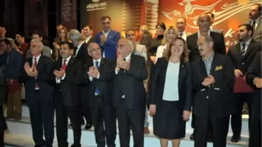 Türkvizyon Şarkı Yarışması İmza Töreni Anadolu Üniversitesi'nde Gerçekleştirildi