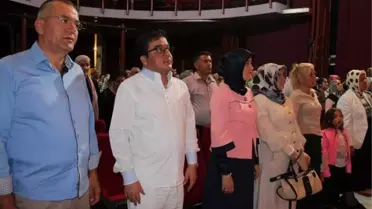 Ak Partiden Çocuk Sevgisi Konferansı