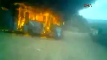 Jandarmanın Uygulama Noktasından Kaçan İçinde Yolcuların Bulunduğu Midibüs Alev Alıp Yandı