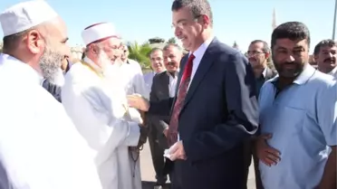 Şanlıurfa'da İnsani Yardım Malzemeleri Törenle Suriye'ye Uğurlandı