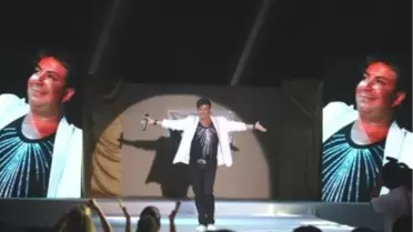 Fatih Ürek'ten Canlı Performans