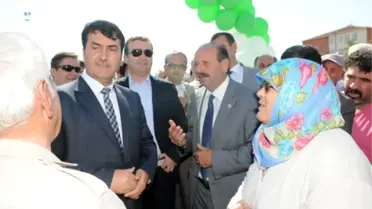Doğanevler Modern Pazar Alanına Kavuştu