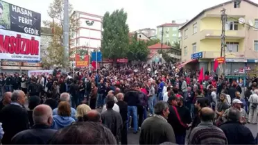 Hasan Ferit Gedik'in Cenazesinde Gerginlik