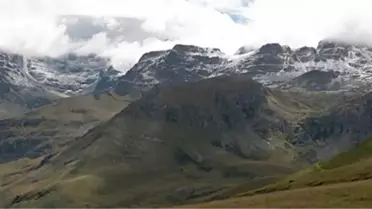 Doğu Karadeniz'de Yüksek Kesimlerine Kar Yağdı