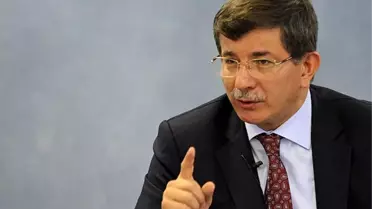 Davutoğlu: Esed, Türkiye'ye Yönelik Eleştiri Yapamaz