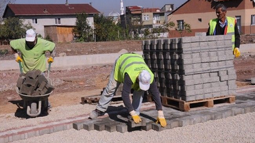 Fatih Mahallesi'nde Parke Çalışması