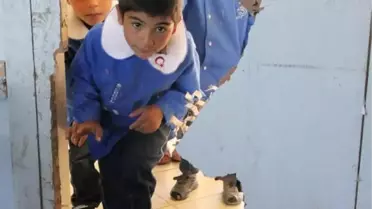 Prefabrik Okulun Onarılması Talebi