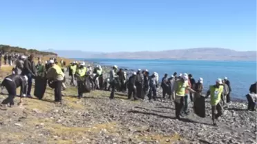 Erciş'te 'Van Gölü Geleceğimizdir' Paneli