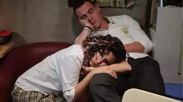 Güneşi Beklerken 16. Bölüm 