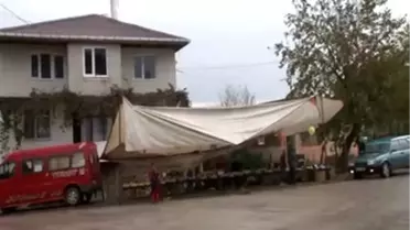 80 Yıllık 'Bayram Yeri Geleneği'ne Sağanak Engeli