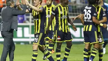 Fenerbahçe Zirveyi Bırakmak İstemiyor
