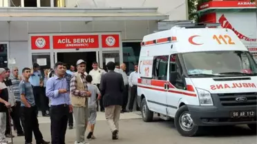 Araç Şarampole Yuvarlandı: 5 Yaralı