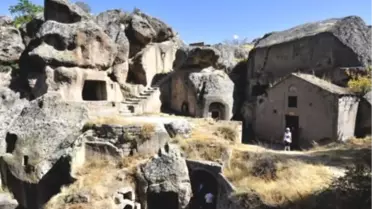 Kapadokya'nın Keşfedilmeyi Bekleyen Açık Hava Müzesi; Güzelyurt