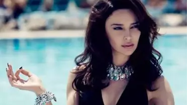 Hande Ataizi Psikiyatristi Canlandıracak