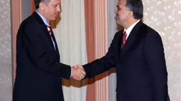 Erdoğan, Gül ile Görüşmek İçin Köşk'e Çıkacak