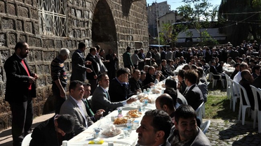 Bitlis Valisinden Hac Pilavı İkramı