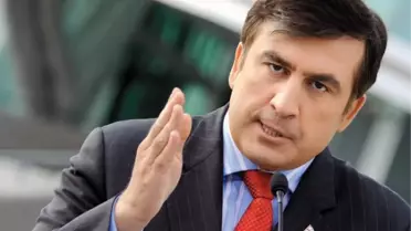 Gürcistan Cumhurbaşkanı'nı Seçmeye Hazırlanıyor
