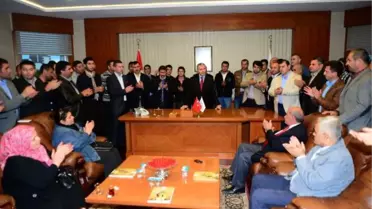 Beylikdüzü Belediye Başkanı Yusuf Uzun, Aday Adaylığı Başvurusunu Yaptı