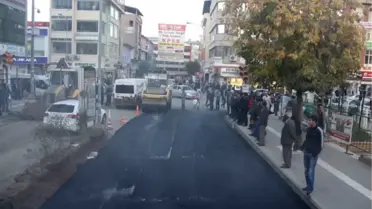 Bingöl İnönü Caddesi'nde Asfalt Dökümü Gerçekleştirildi