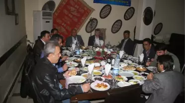 Özdağ, AK Parti'den Belediye Başkanlığı Aday Adaylığını Açıkladı