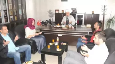 Finlandiyalı Genç Kız, Sevdiği Erkek İçin Müslüman Oldu