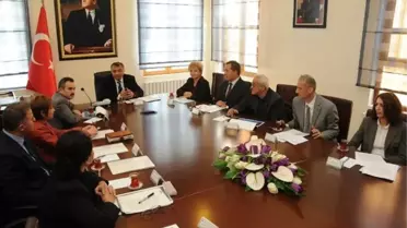 Vali Çiftçi: 'Yatırımcıya Uygun Arazi Sunulamıyor'