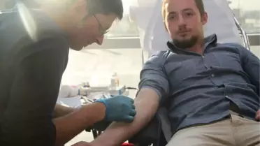 Rektör Mat'tan Kan Bağışı Kampanyasına Destek