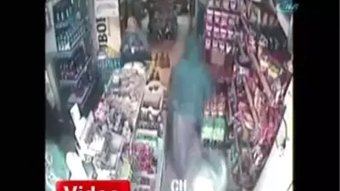 Tekirdağ'da Rakı Şişelerini Eteklerinin İçine Gizlediler