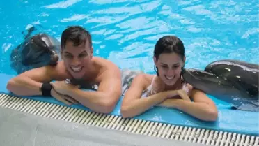 Sinan Akçıl'ın 'Dev Dalga' İsimli Klibine Tepki Yağdı