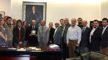 Turizmcilerden Başkan Büyükerşen'e Teşekkür Ziyareti