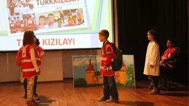 Urla'da Kızılay Haftası Kutlandı