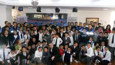 Mardin'de Polis- Öğrenci Kaynaşması