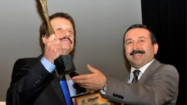 Kısa-Ca'da Ünlüler Geçidi