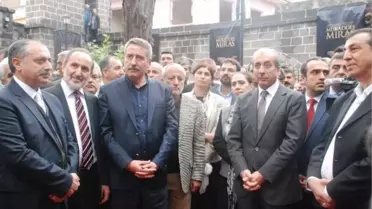 Bakan Eker Diyarbakır'da