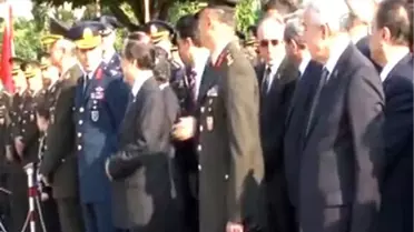 10 Kasım programında gerginlik