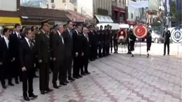 10 Kasım törenleri
