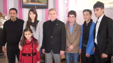 AK Parti'li Kavuncu Öğrencilerle Bir Araya Geldi