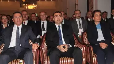 '16 Milyar Dolarlık İhracat Kapasitemiz Var'