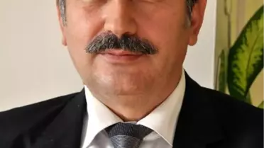 'Gençlerimizi Siyasetin Çirkefine Çekmeyelim'