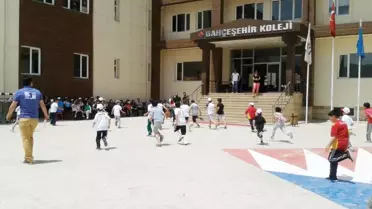Türkiye Birincileri Van Bahçeşehir Kolejinden Çıktı
