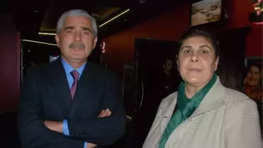 Kadınlar, 'Hükümet Kadını'nı İzledi
