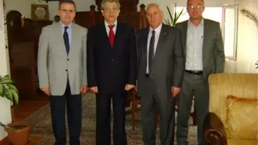Başkonsolosu Ziyaret Ettiler